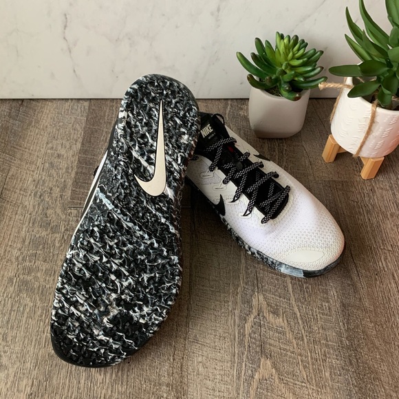 metcon 4 white black sail